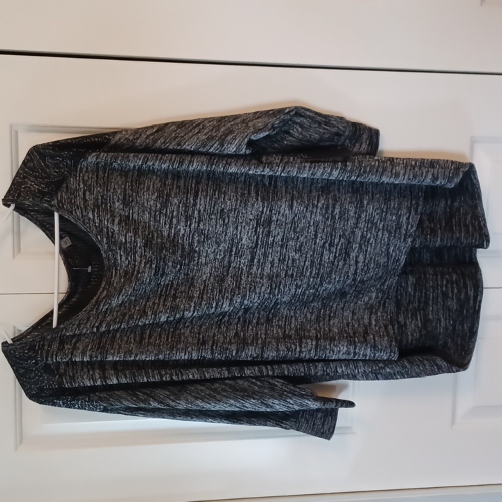 FYLO. Over size top sz XL